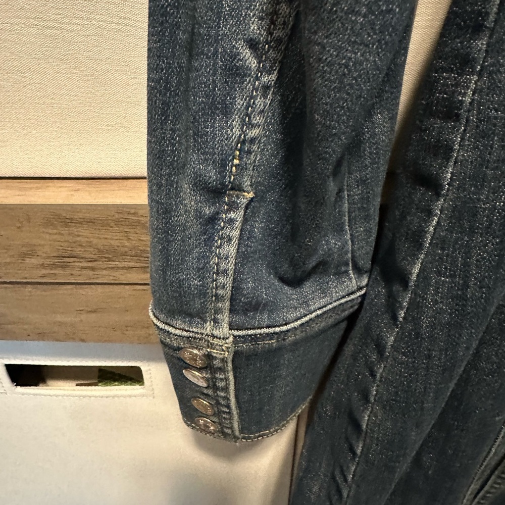 Denim Button-Up Jacket - Picture 3 of 3